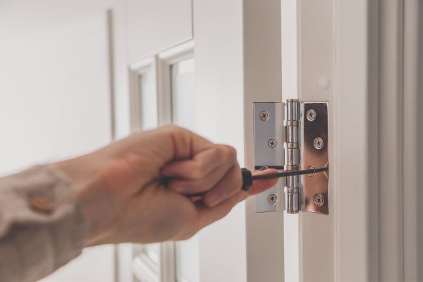 Hinge Repair in Coeur D Alene